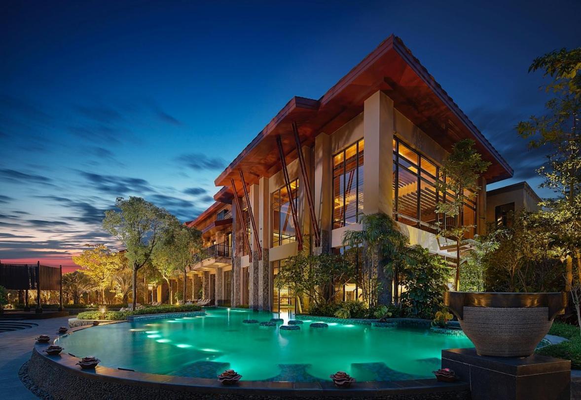 Dusit Devarana Hot Springs & Spa Гуанчжоу Экстерьер фото